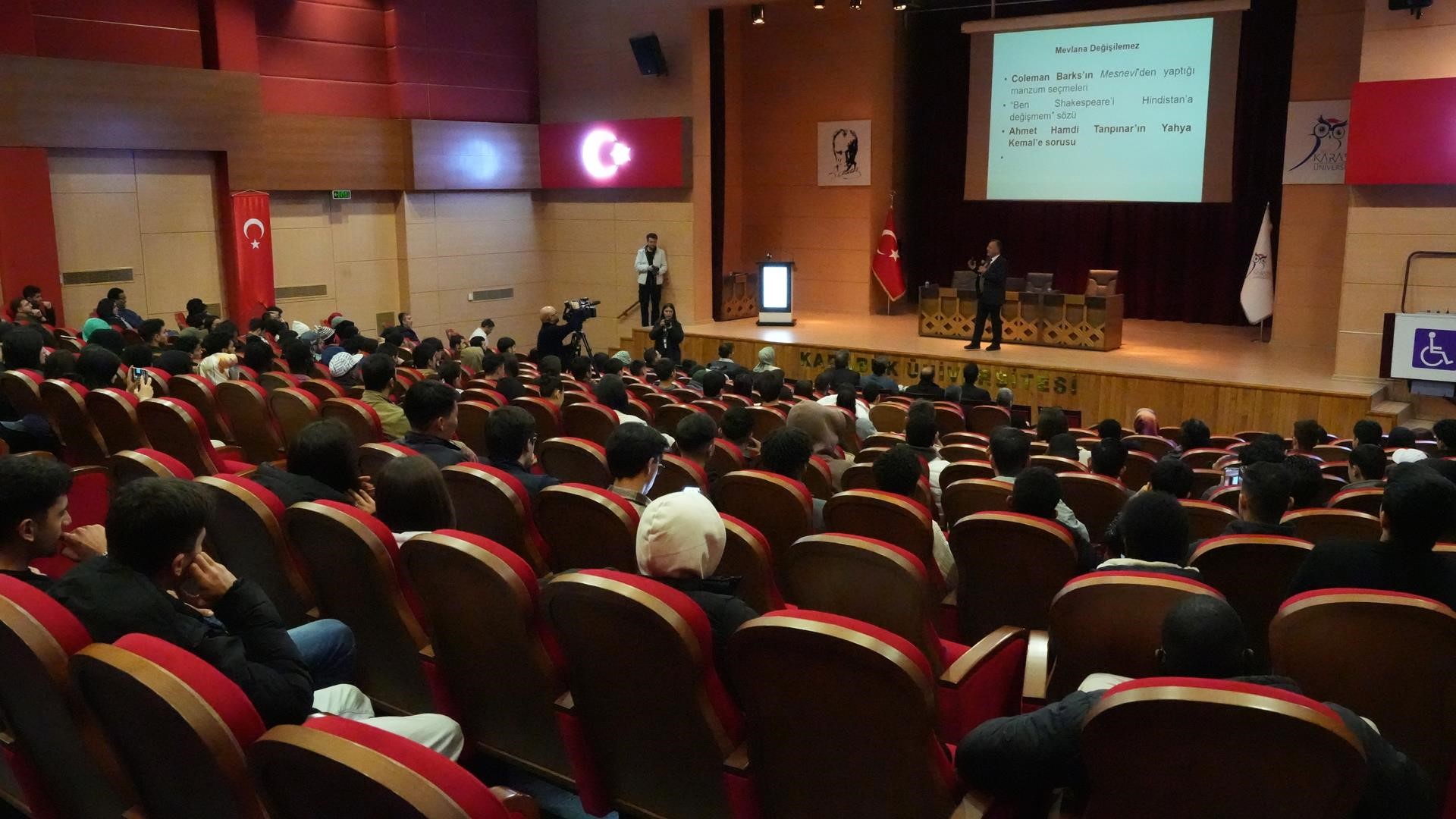 “Mevlânâ’da Merhamet Eğitimi” Konferansı Düzenlendi