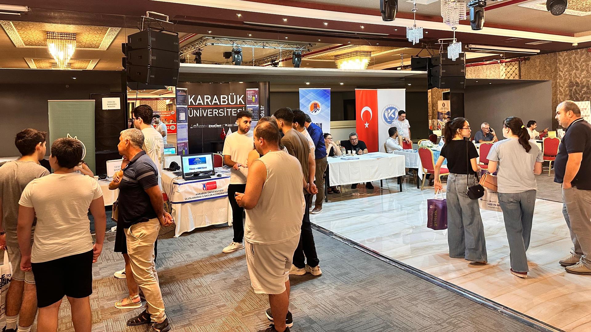 Karabük Üniversitesi Adana'da 2026 Tercih Dönemine Yönelik Tanıtım Gerçekleştirdi