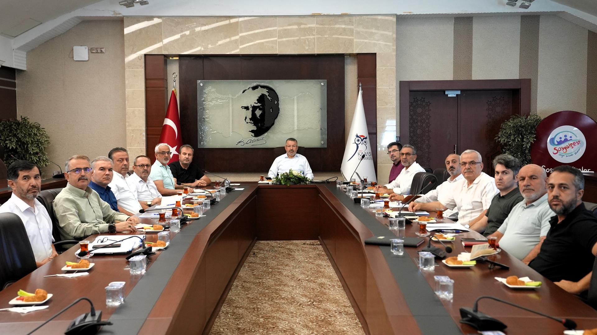 Karabük Üniversitesinde Yeni Dönem İdari Hedefleri Değerlendirildi